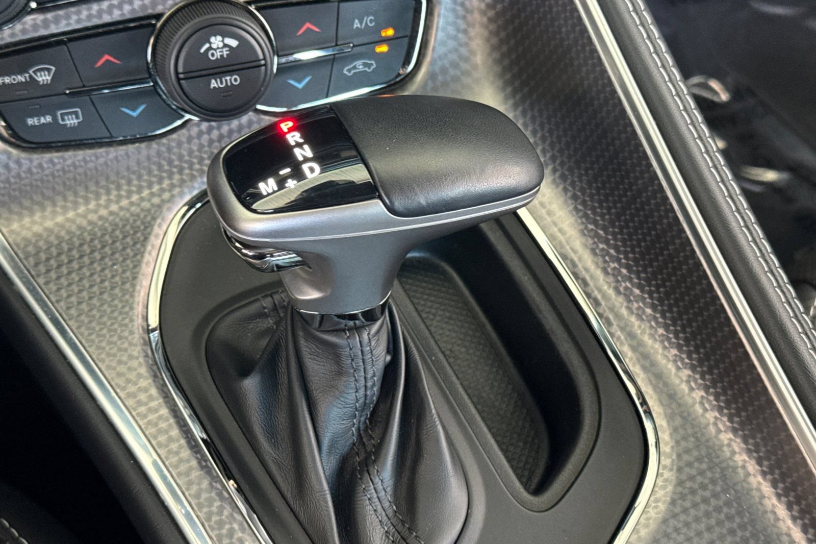 Used 2021 Dodge Challenger SRT Hellcat w/ Plus Package RWD image 19