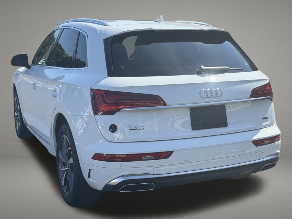 Used 2022 Audi Q5 2.0T Premium Plus w/ Premium Plus Package image 3