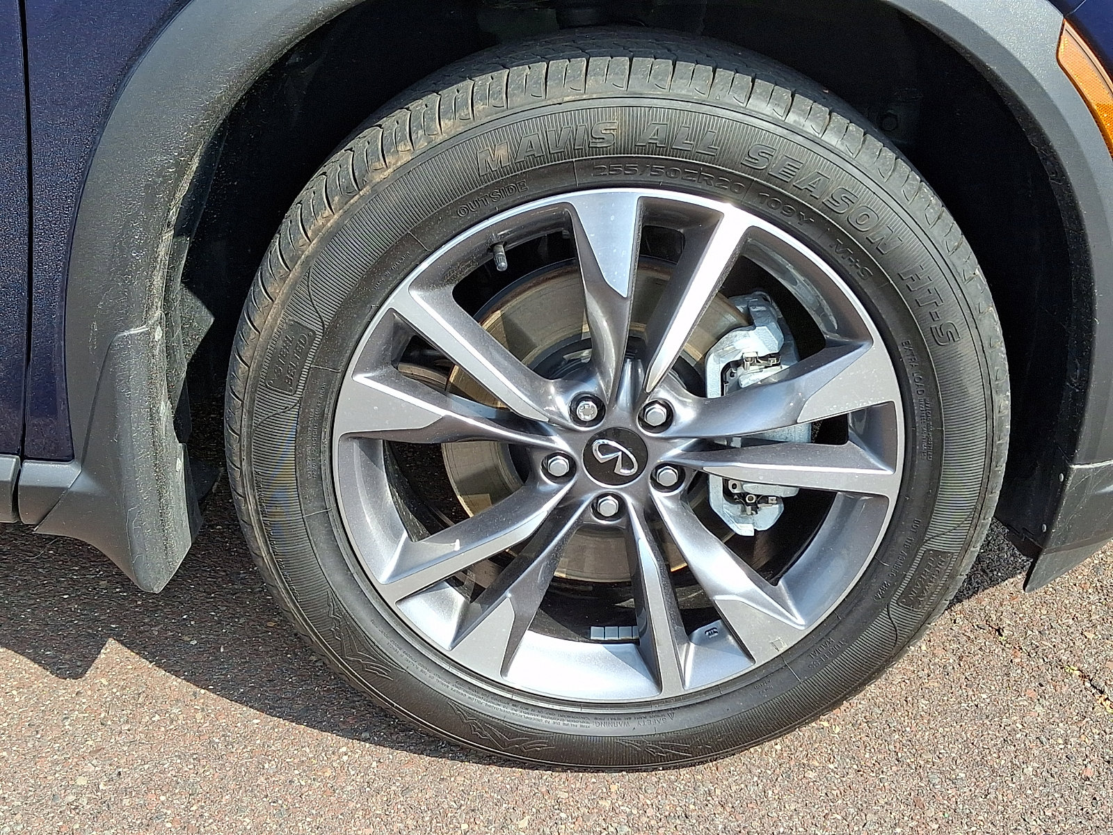 Certified 2024 INFINITI QX60 Luxe w/ Vision Package image 8