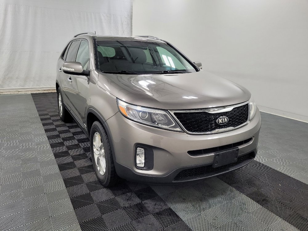 Used 2015 Kia Sorento LX AWD/4WD image 13