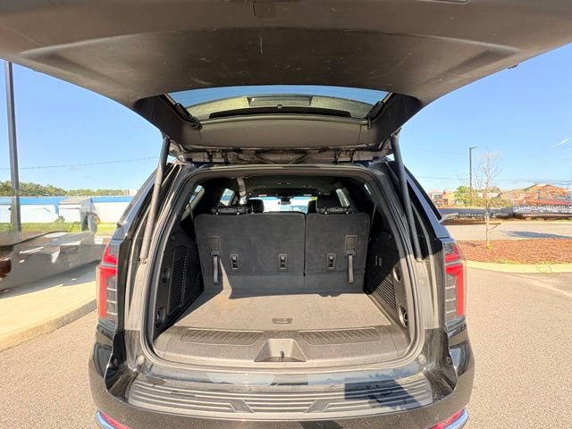 Used 2025 Chevrolet Tahoe LT AWD/4WD image 29