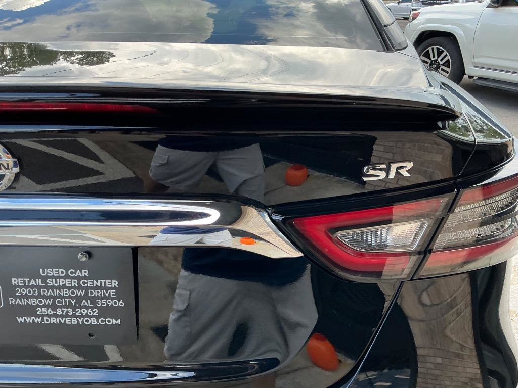 Used 2020 Nissan Maxima SR w/ Sport Mat Group FWD image 5