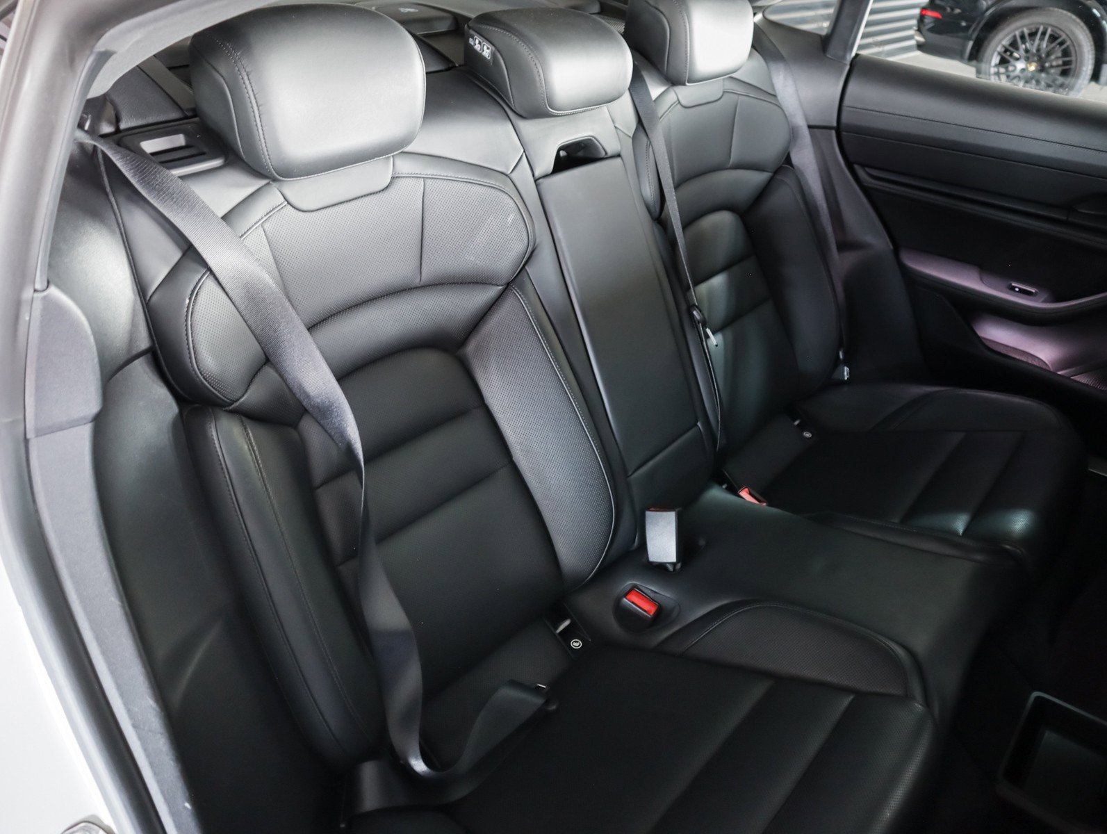 Certified 2021 Porsche Taycan 4S AWD/4WD image 6