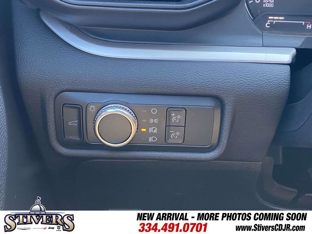 Used 2022 Ford Explorer XLT image 64