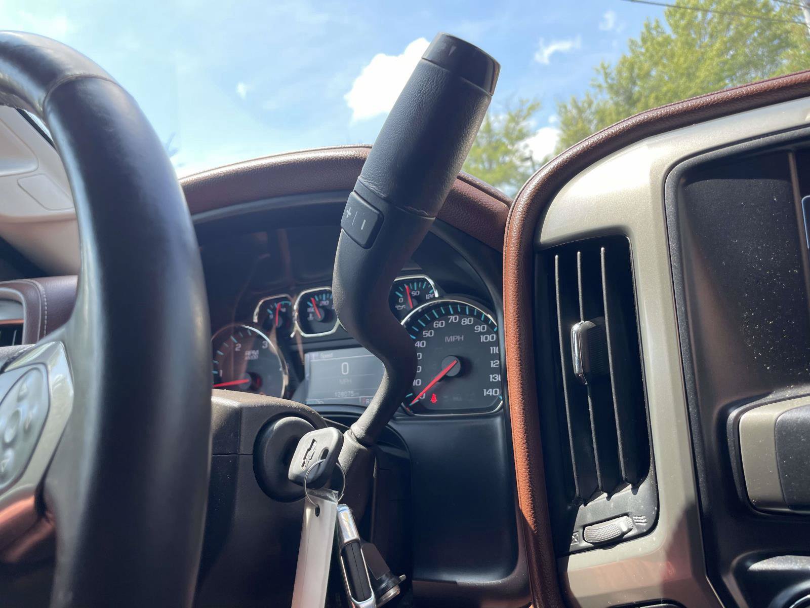 Used 2015 Chevrolet Silverado 2500 High Country w/ Duramax Plus Package AWD/4WD image 20