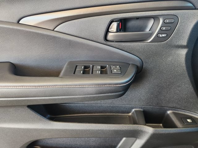 Used 2025 Honda Ridgeline TrailSport+ image 25