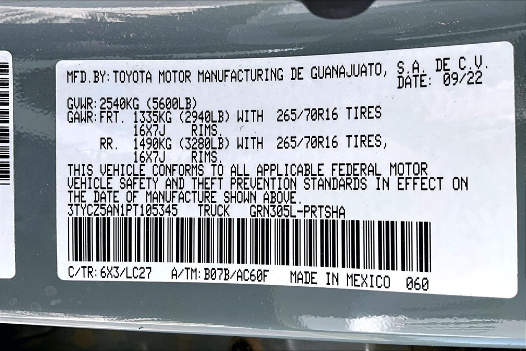 Used 2023 Toyota Tacoma TRD Off-Road w/ TRD Premium Off Road Package AWD/4WD image 29