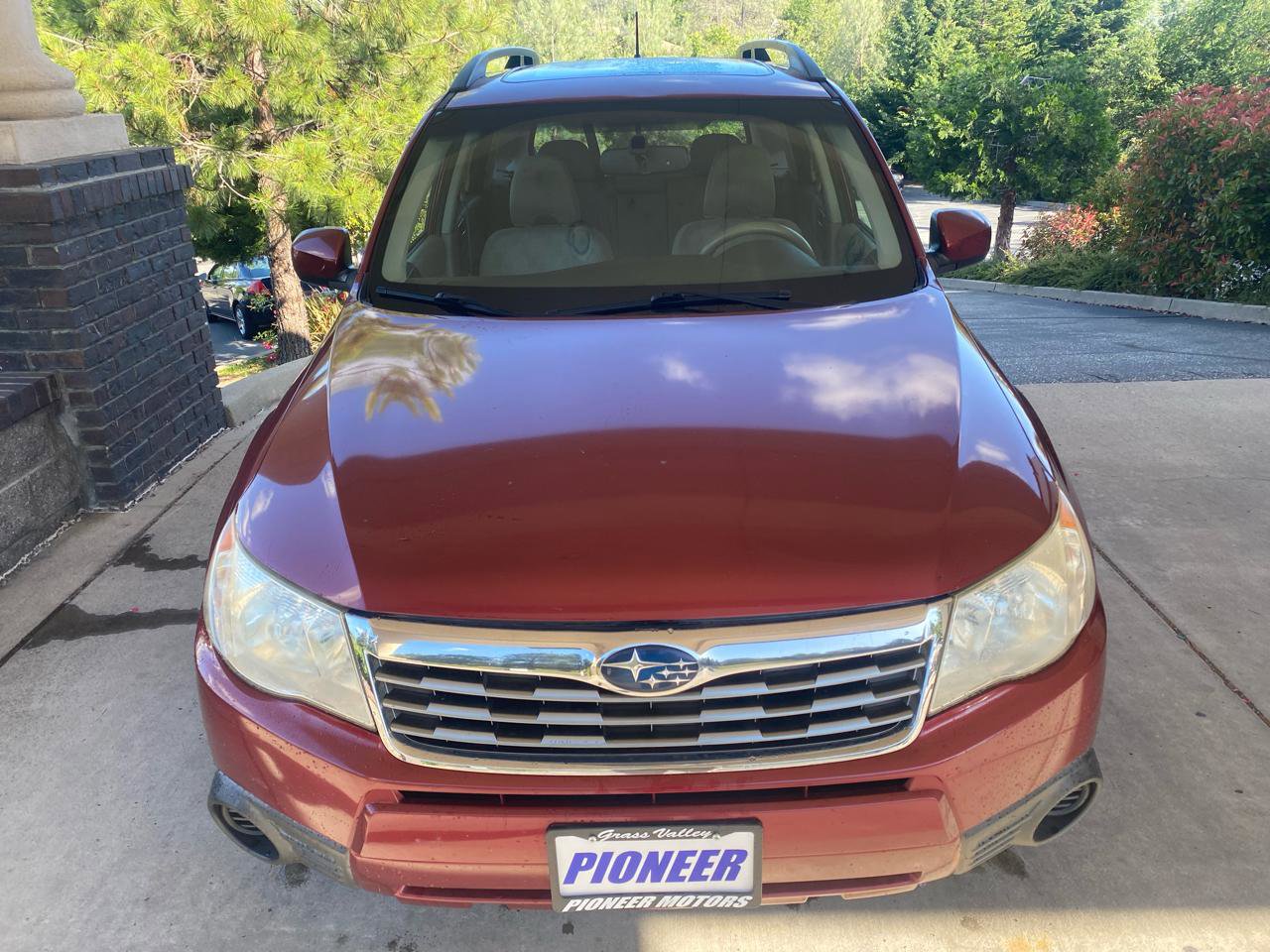 Used 2010 Subaru Forester 2.5X Premium AWD/4WD image 5