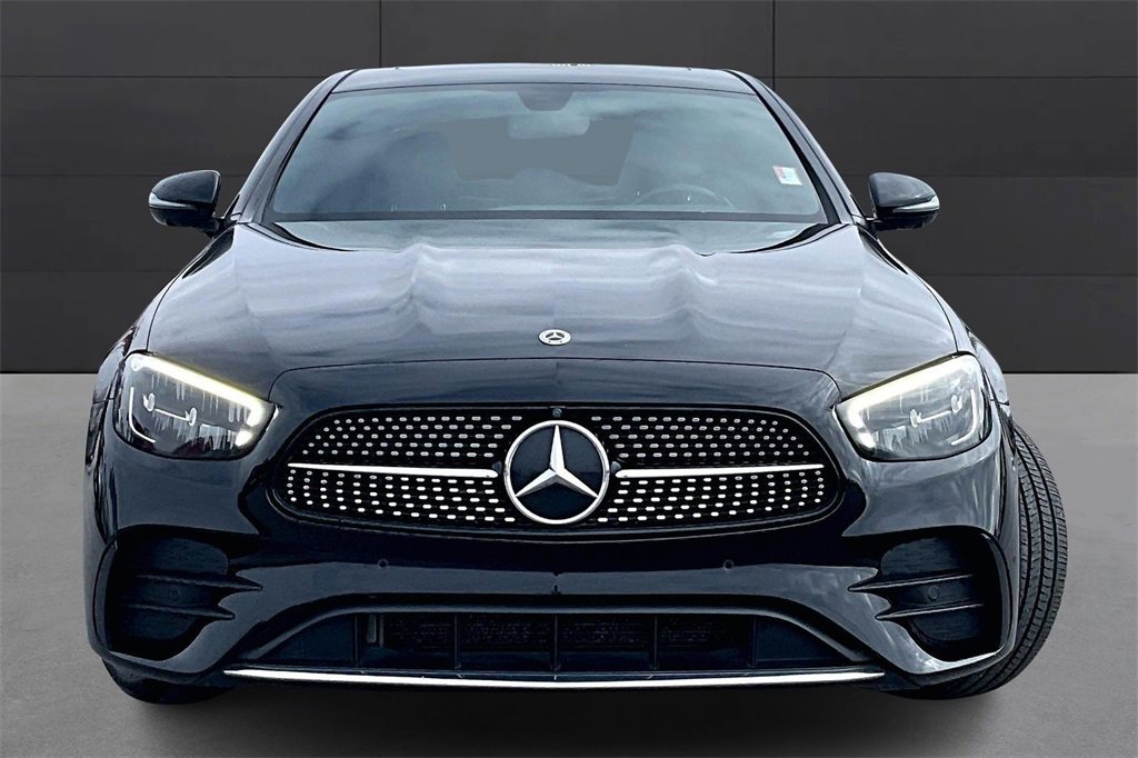 Used 2021 Mercedes-Benz E 350 4MATIC Sedan image 2