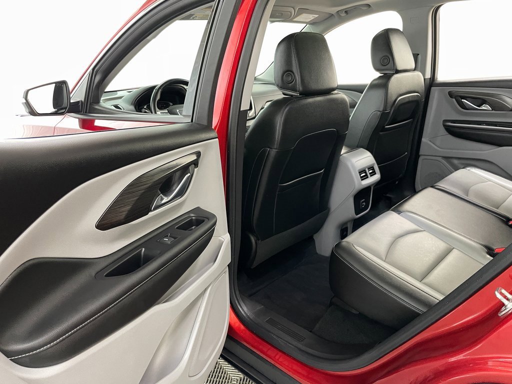 Used 2024 GMC Terrain SLT image 41