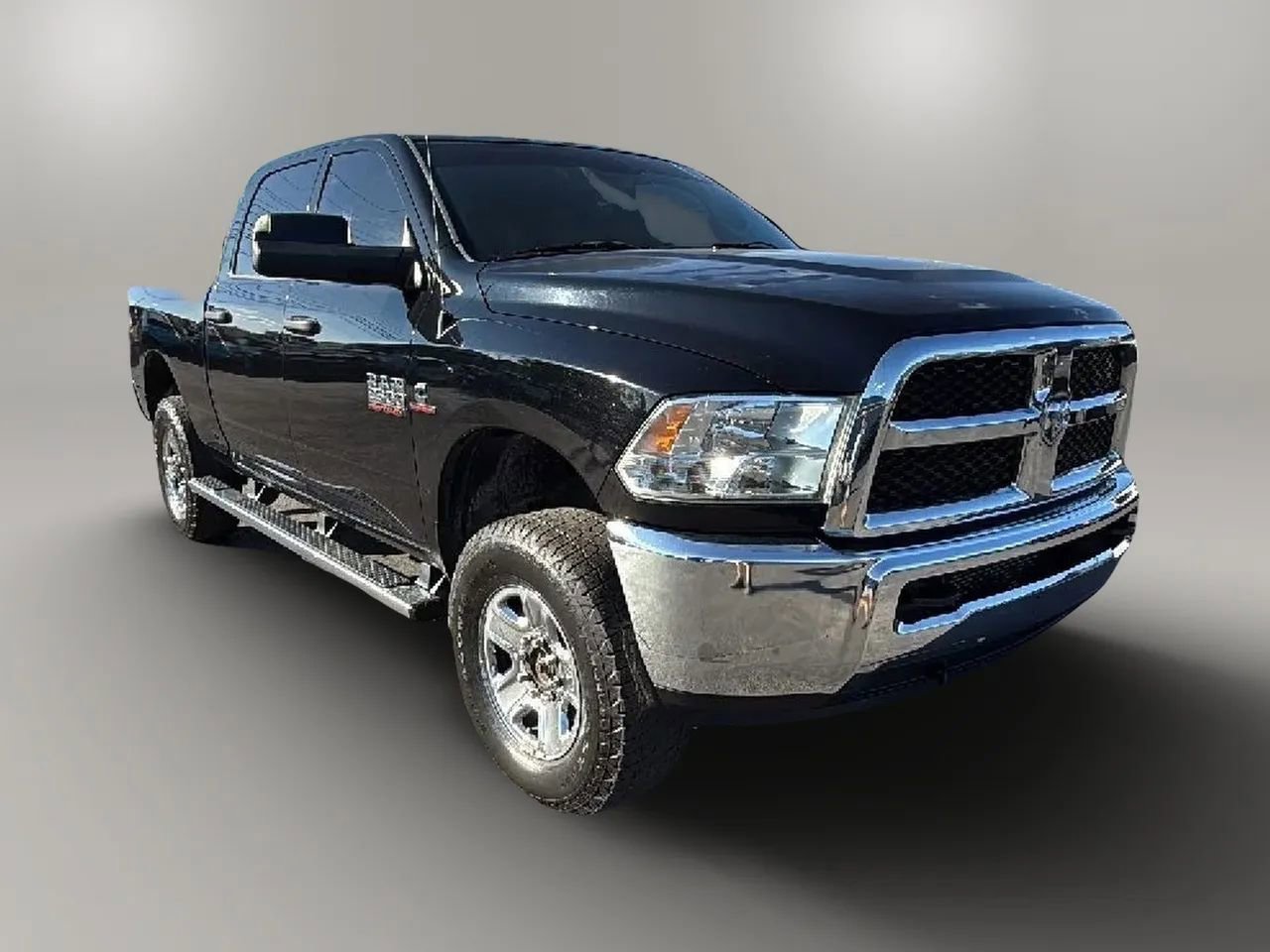 Used 2015 RAM 2500 Tradesman w/ Chrome Appearance Group image 3