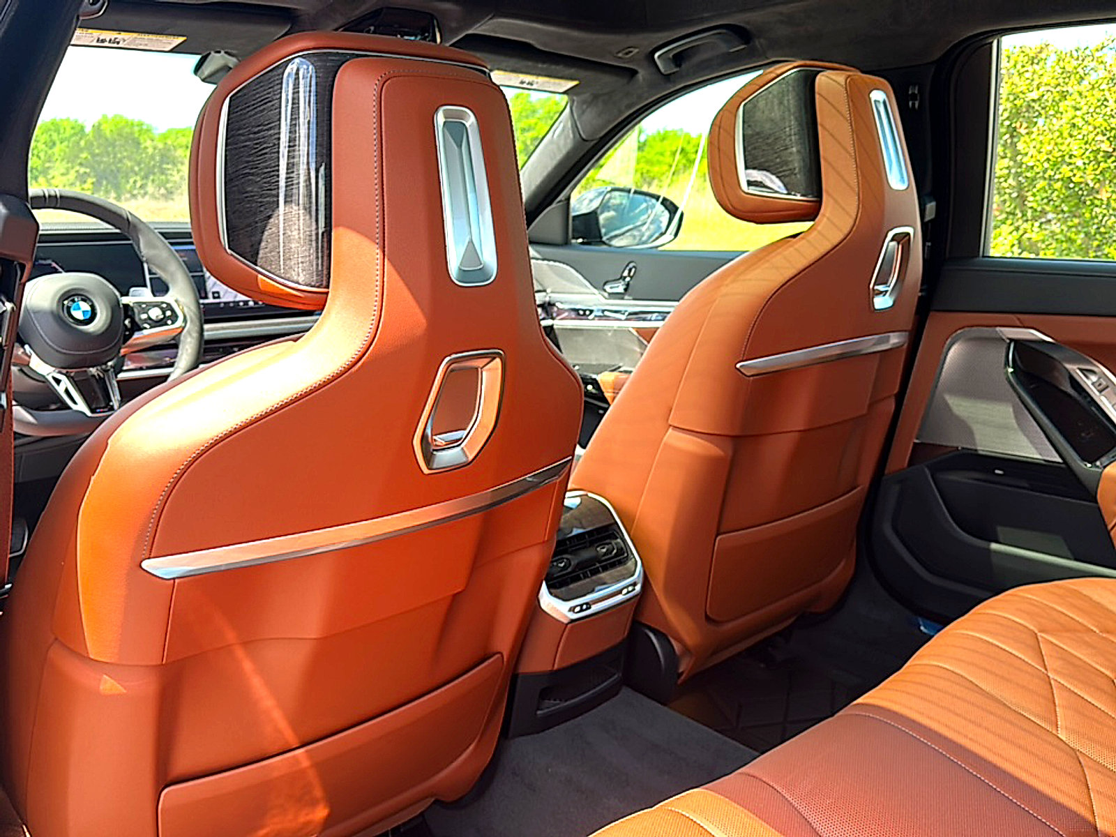 New 2026 BMW 740i w/ Premium Package RWD image 15