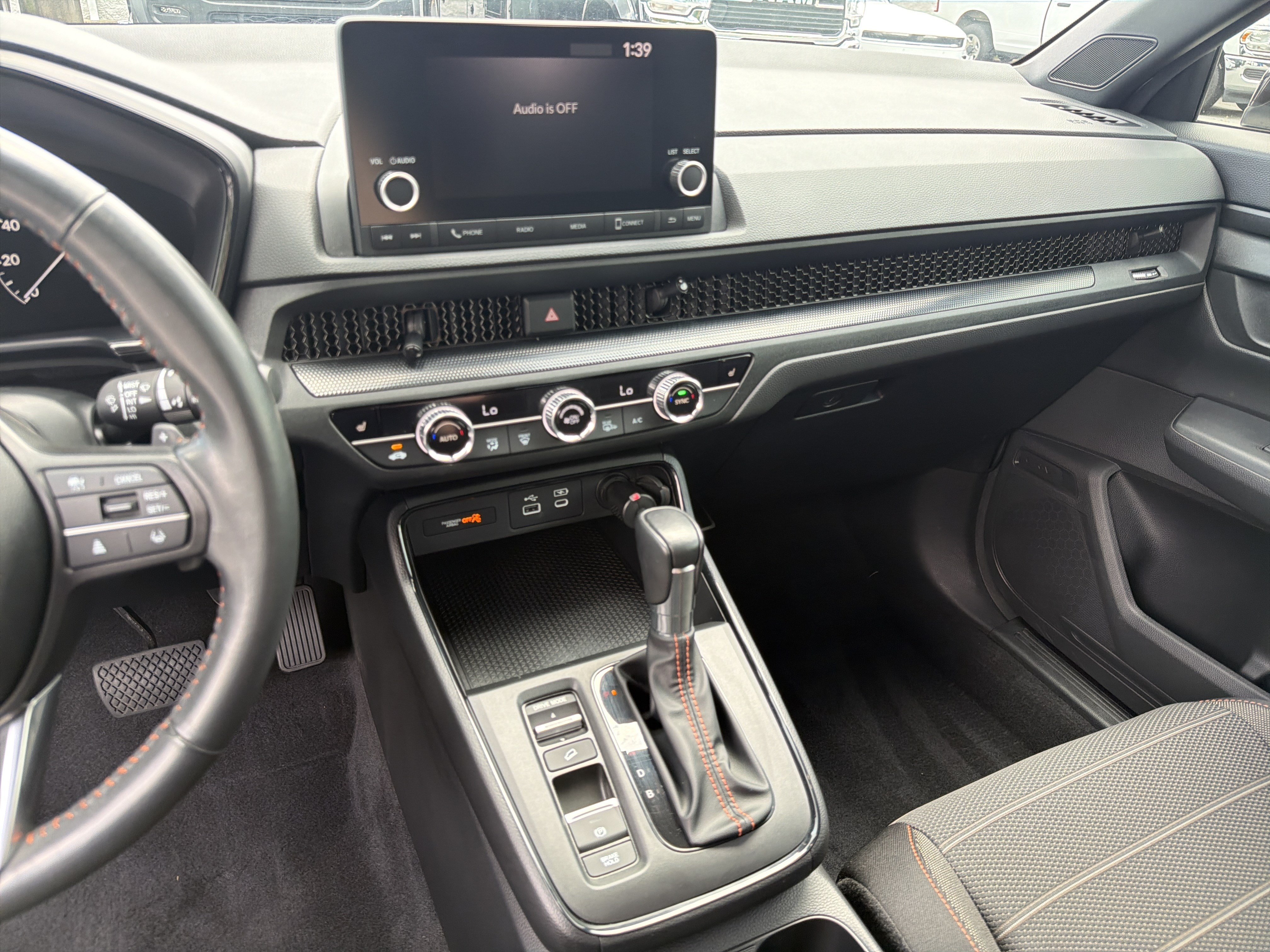 Used 2023 Honda CR-V Sport image 32
