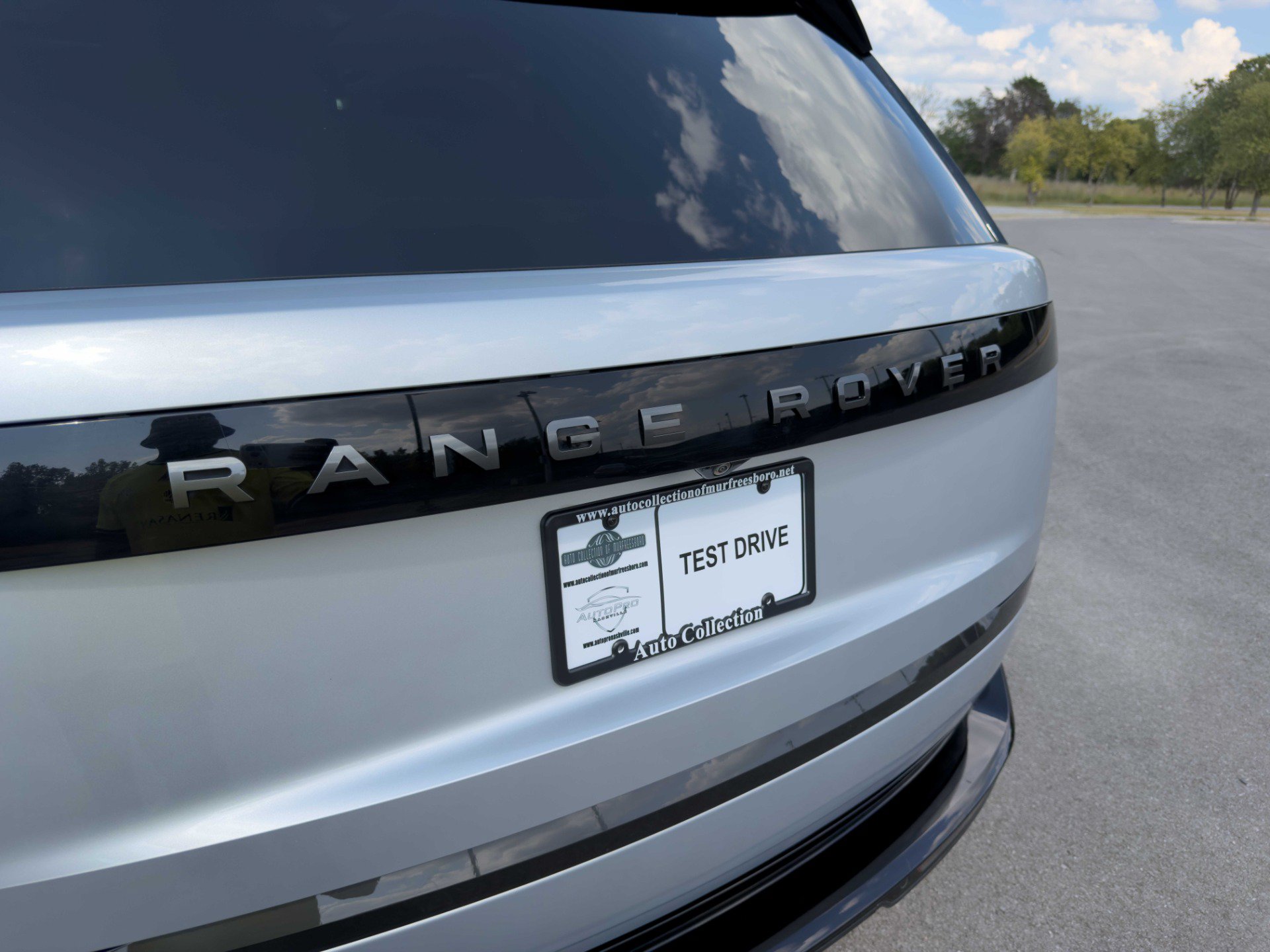 Used 2024 Land Rover Range Rover Long Wheelbase Autobiography AWD/4WD image 56