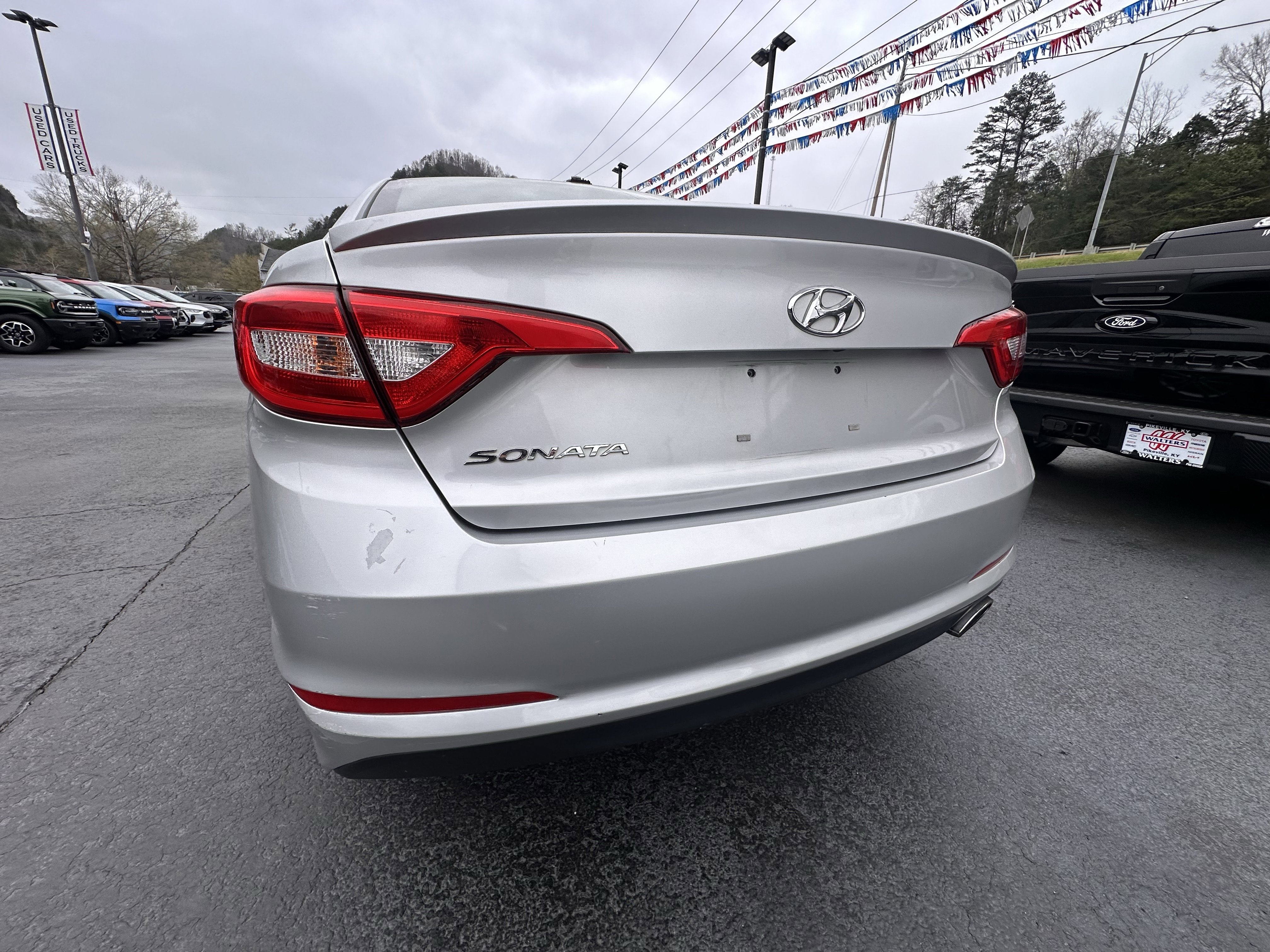 Used 2017 Hyundai Sonata SE image 7