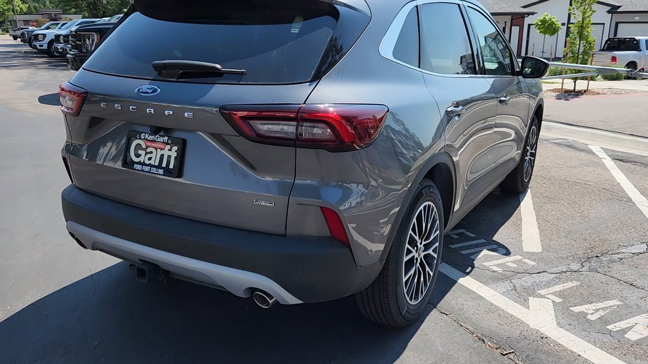 New 2024 Ford Escape SE w/ PHEV Premium Package image 25