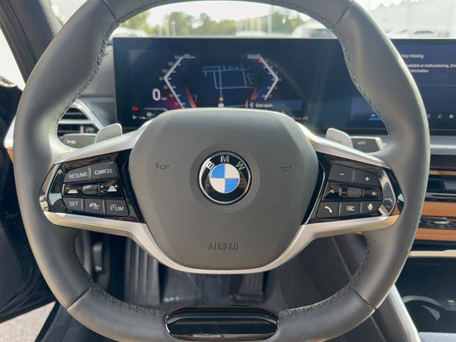 New 2025 BMW 330i xDrive Sedan w/ Convenience Package AWD/4WD image 37