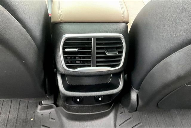 Used 2019 Hyundai Santa Fe Limited w/ Cargo Package FWD image 10