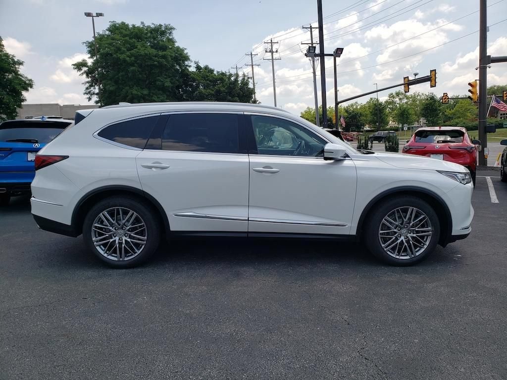 Certified 2024 Acura MDX SH-AWD w/ Advance Package image 11