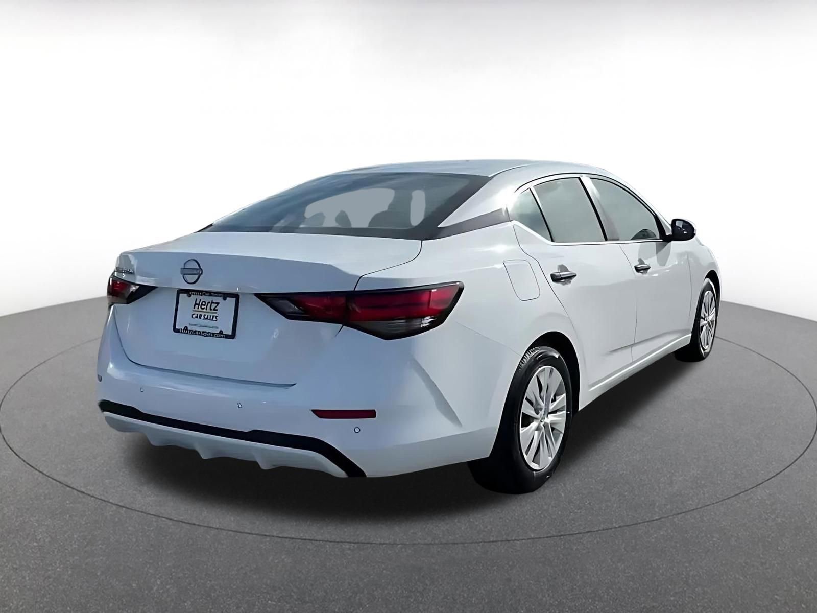 Used 2025 Nissan Sentra S image 14