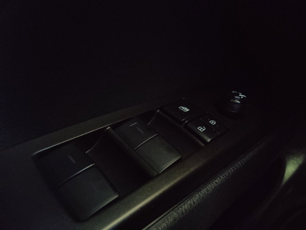Used 2021 Toyota Camry SE FWD image 27