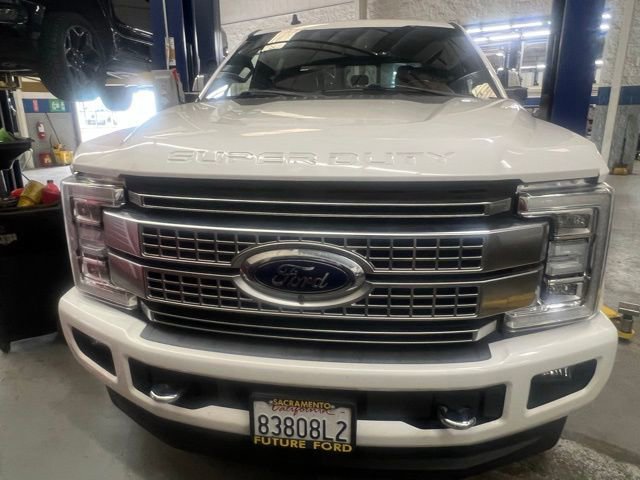 Certified 2019 Ford F350 Platinum w/ Platinum Ultimate Package AWD/4WD image 2