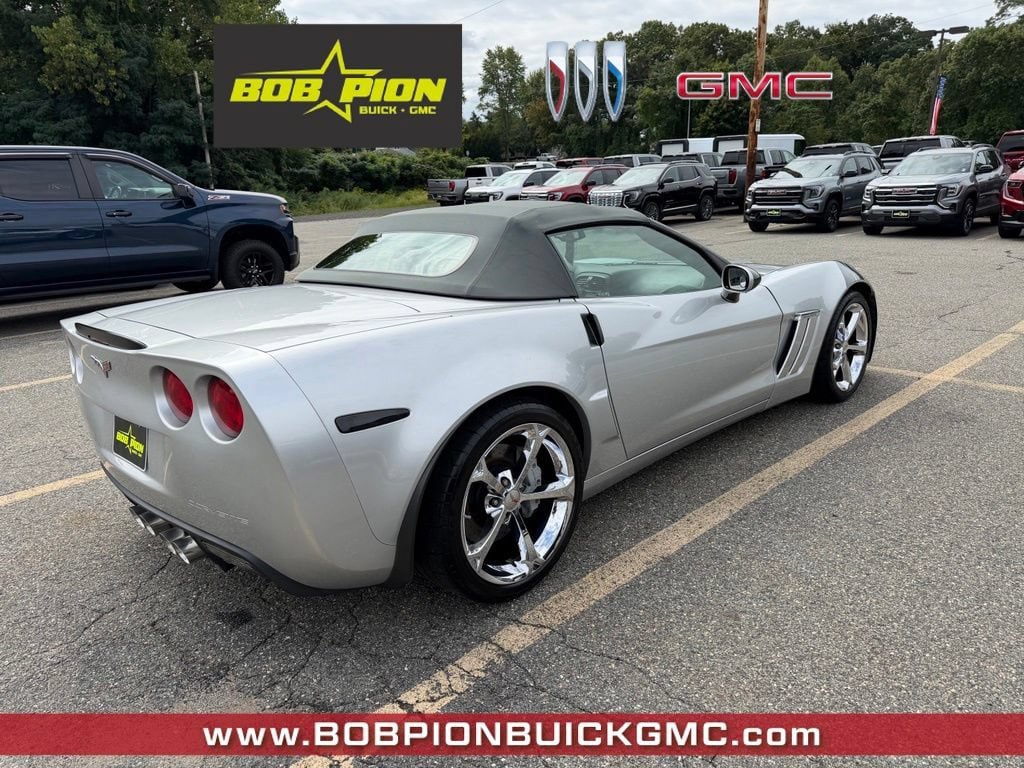 Used 2013 Chevrolet Corvette Grand Sport w/ 3LT Preferred Equipment Group RWD image 5