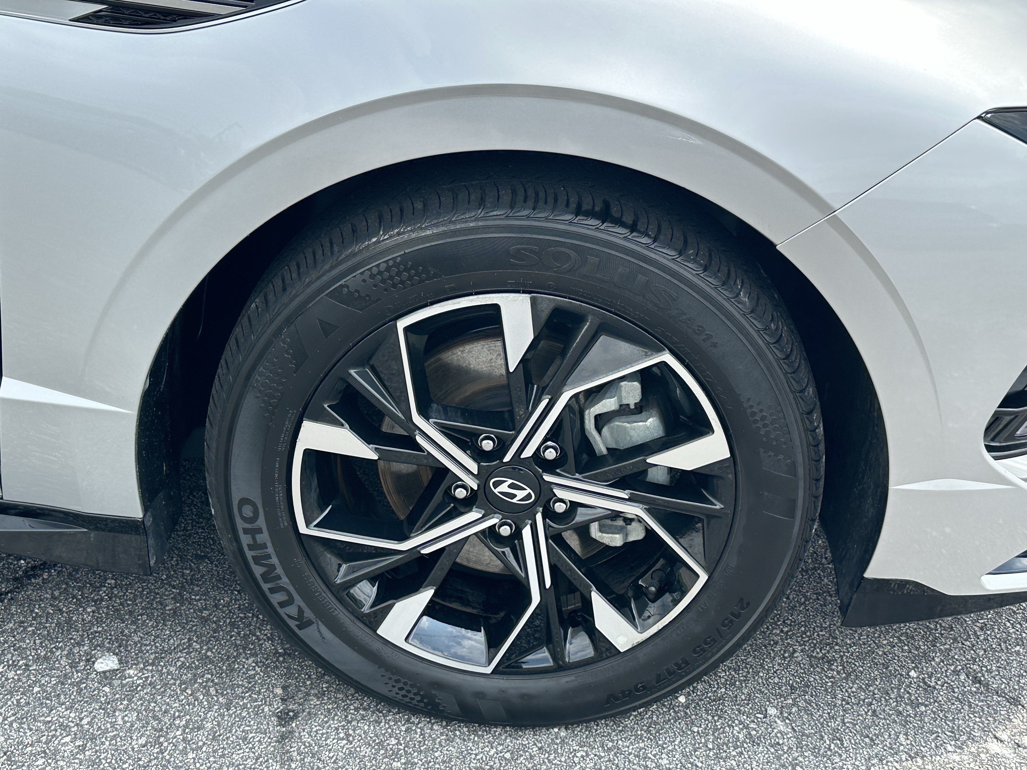Used 2025 Hyundai Sonata SEL FWD image 13