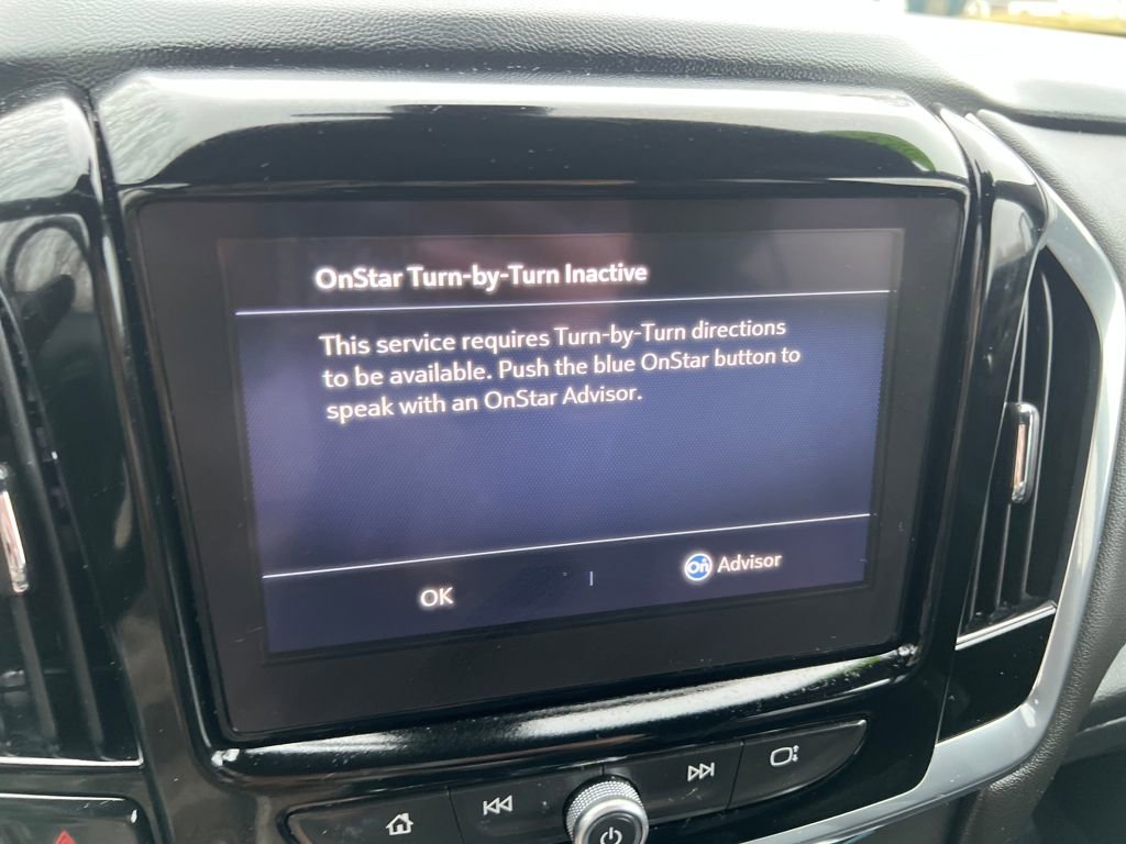 Used 2023 Chevrolet Traverse LT image 16