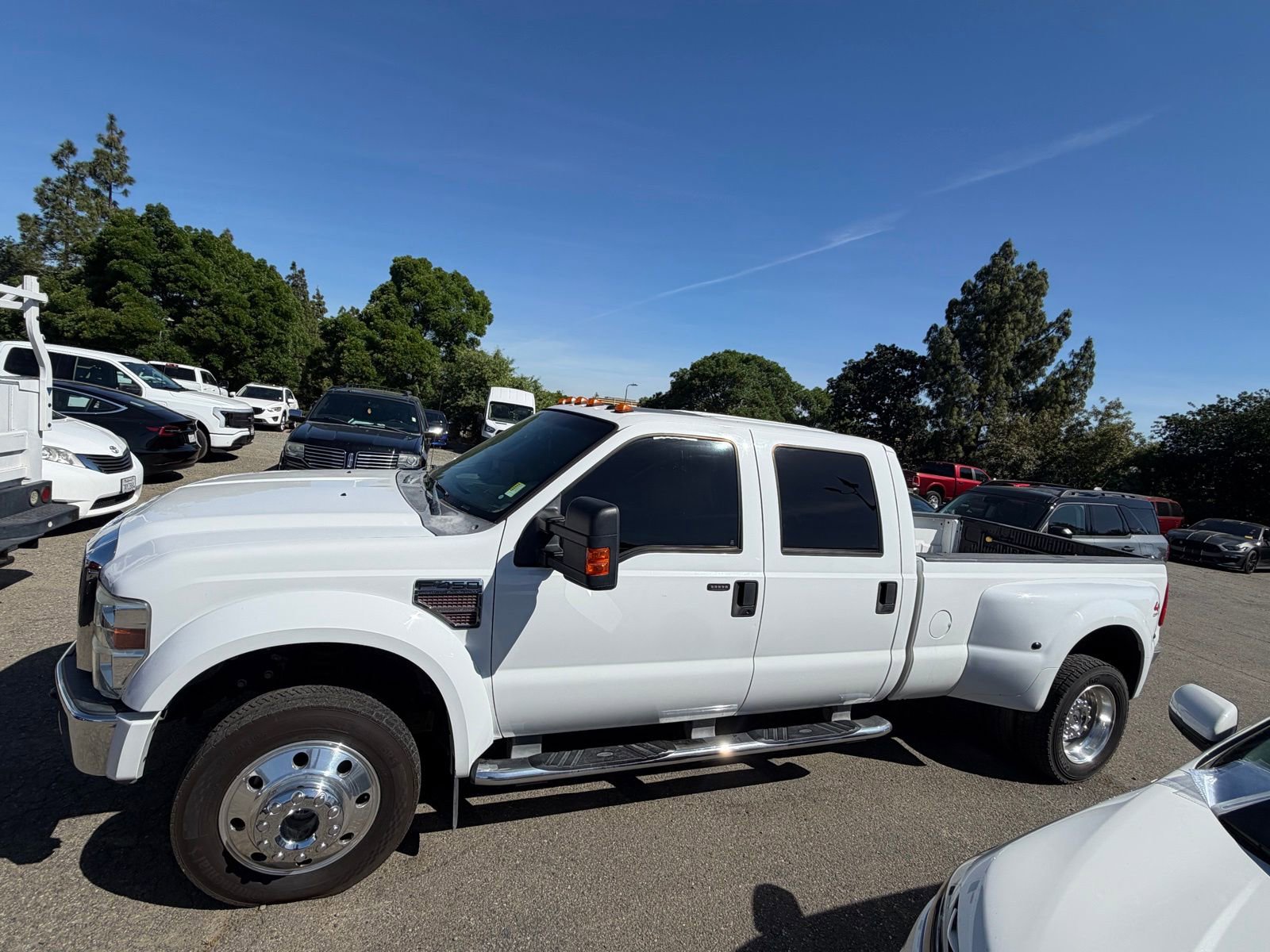 Used 2008 Ford F450 Lariat image 2