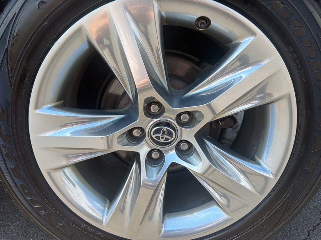 Used 2018 Toyota Highlander Limited AWD/4WD image 48