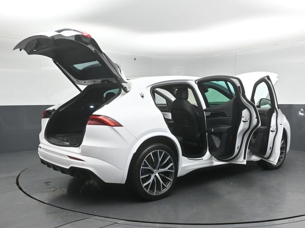 Used 2023 Maserati Grecale Modena image 49