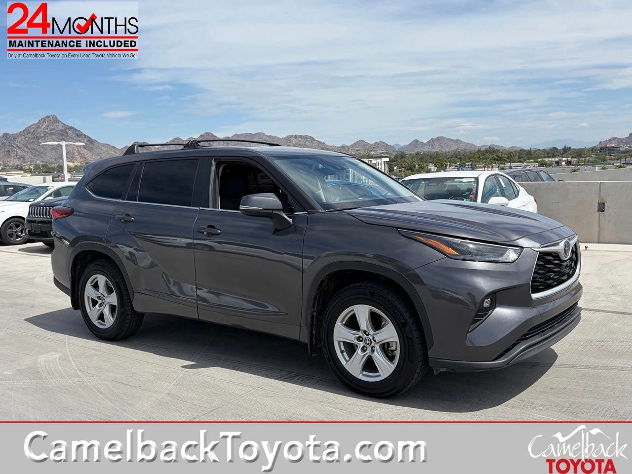 Used 2023 Toyota Highlander LE AWD/4WD image 1
