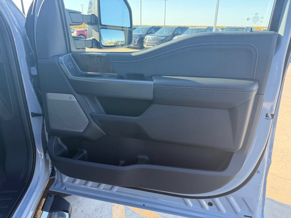 New 2026 Ford F350 Lariat w/ Chrome Package AWD/4WD image 29