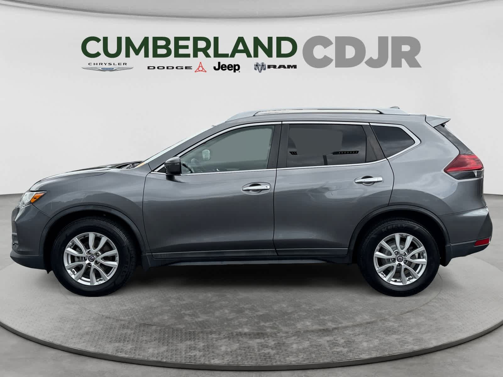 Used 2019 Nissan Rogue S w/ Special Edition Package FWD image 3