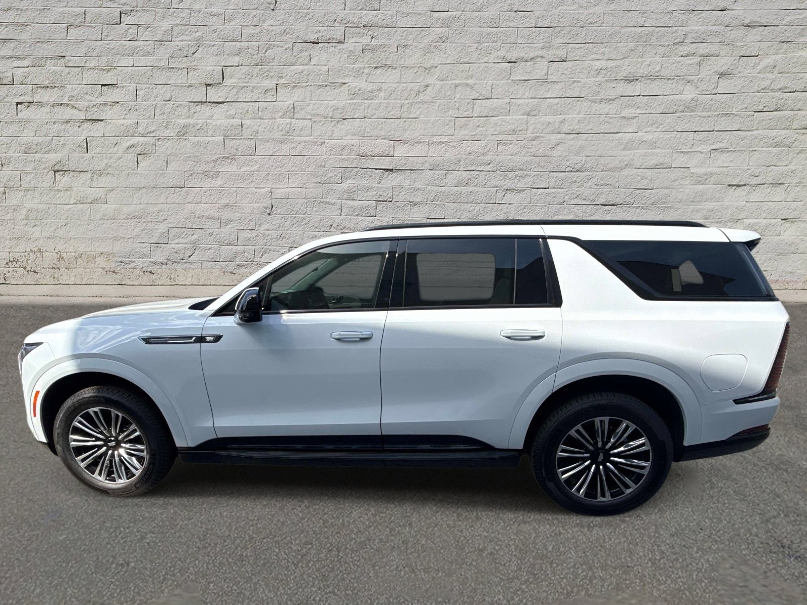 New 2026 Cadillac Escalade IQL Sport 1 w/ LPO, Floor Liner Package AWD/4WD image 8