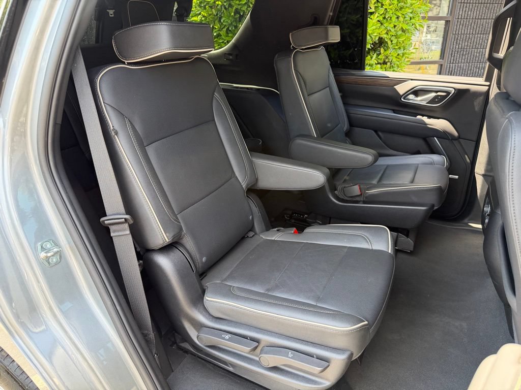 Used 2024 Chevrolet Tahoe Premier AWD/4WD image 41