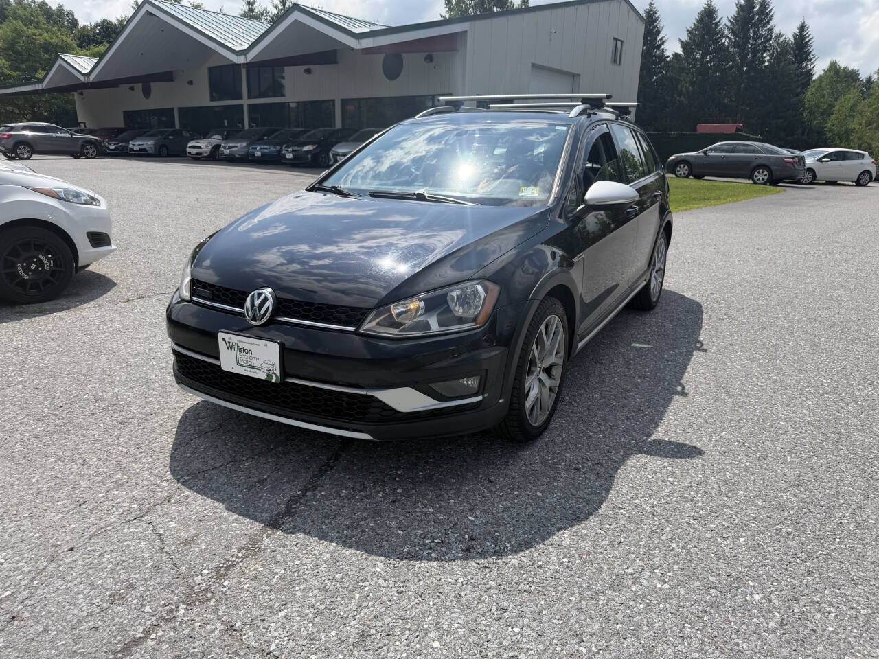 Used 2017 Volkswagen Golf Alltrack SEL AWD/4WD image 1