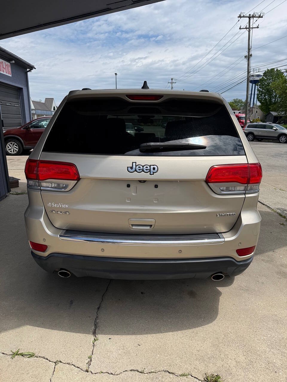 Used 2014 Jeep Grand Cherokee Limited AWD/4WD image 5