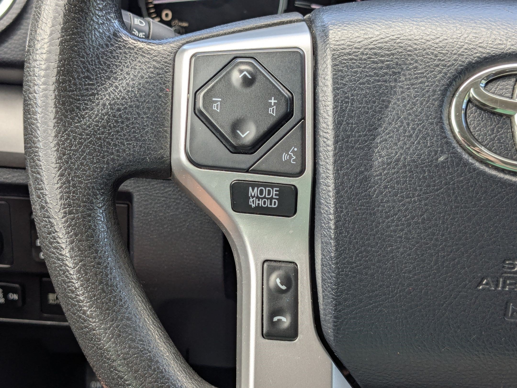 Used 2019 Toyota Tundra SR5 w/ TRD Sport Package AWD/4WD image 19