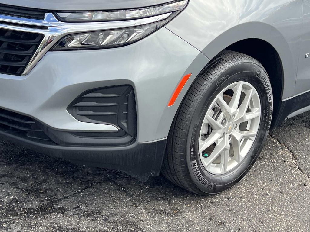 Used 2023 Chevrolet Equinox LS w/ LS Convenience Package FWD image 7