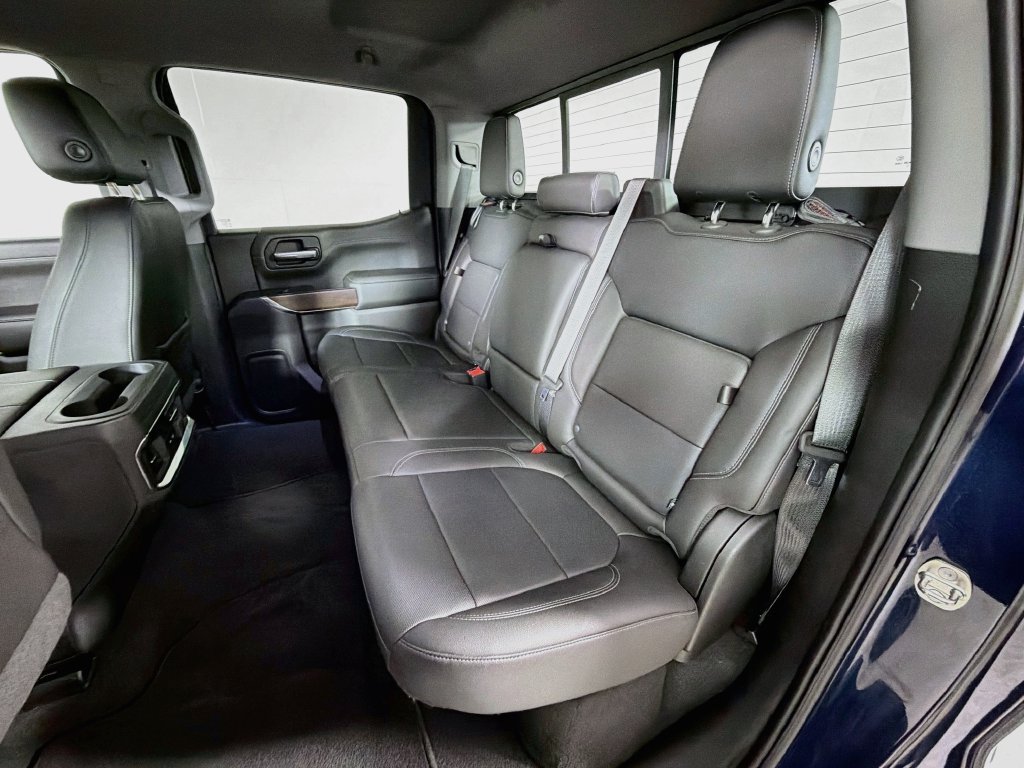 Used 2019 GMC Sierra 1500 SLT w/ SLT Convenience Package AWD/4WD image 18