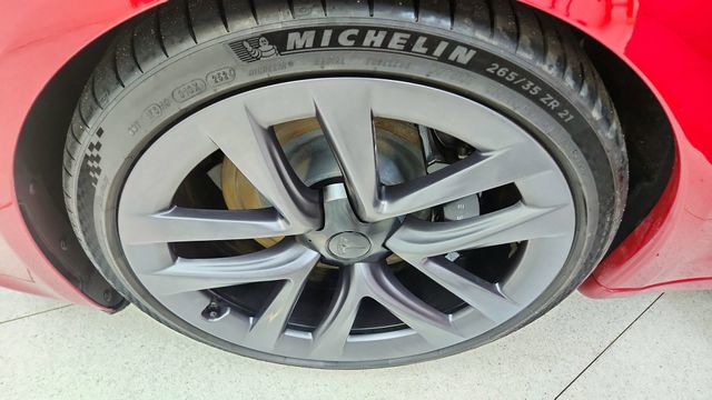 Used 2022 Tesla Model S image 59