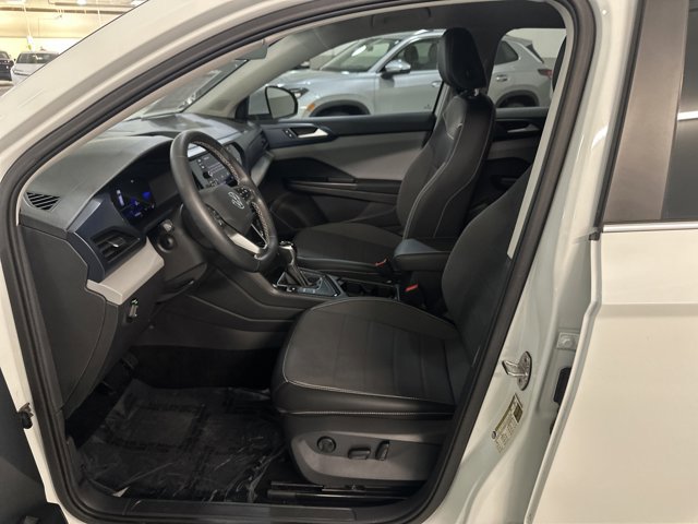 Certified 2023 Volkswagen Taos SE image 15