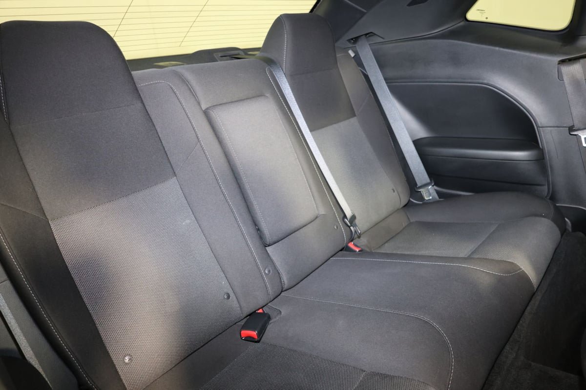 Used 2015 Dodge Challenger R/T Scat Pack RWD image 30