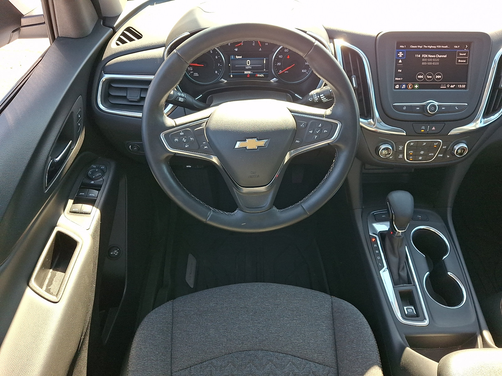 Used 2024 Chevrolet Equinox LT w/ LPO, Floor Liner Package AWD/4WD image 11