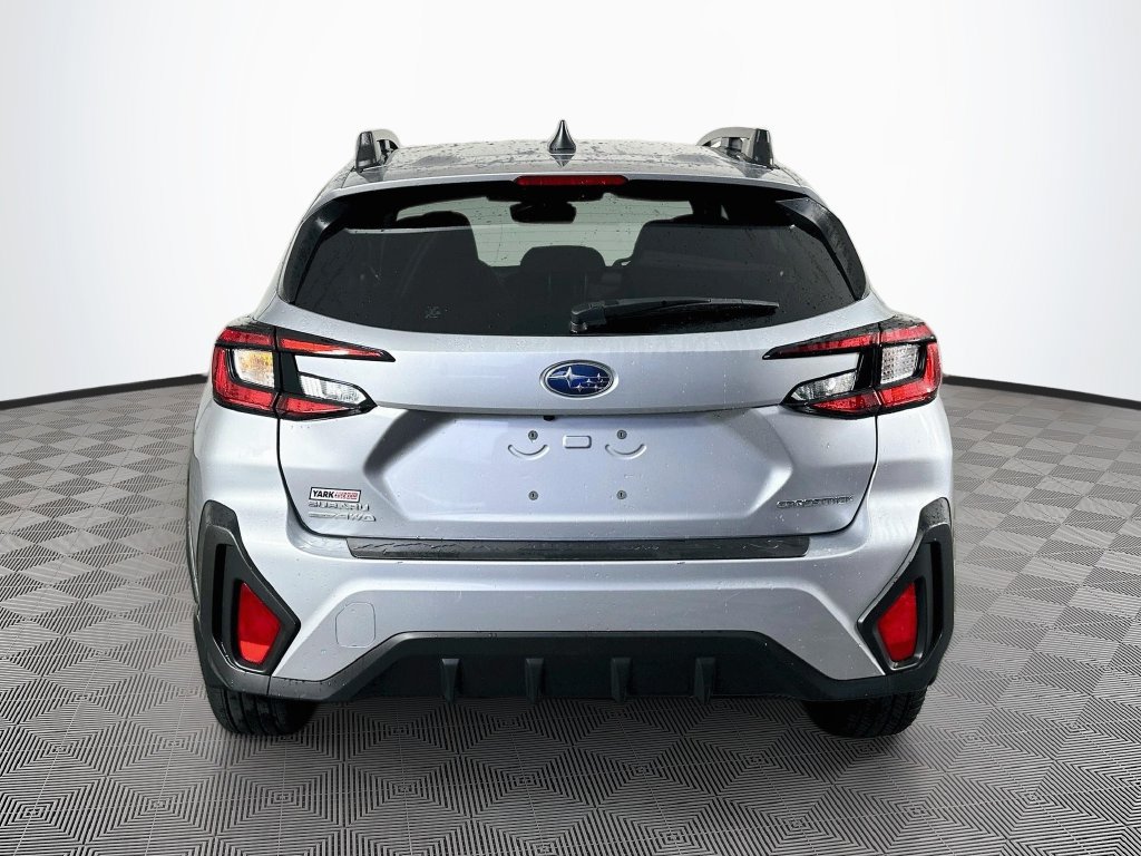 Used 2024 Subaru Crosstrek 2.0i Premium w/ Popular Package #3 AWD/4WD image 9