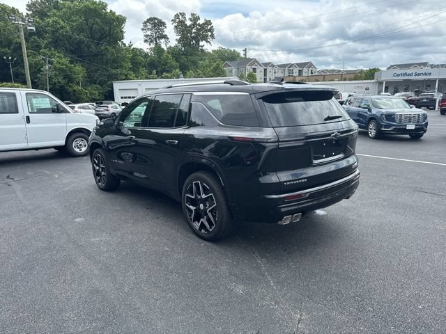 New 2026 Chevrolet Traverse High Country w/ LPO, Floor Liner Package FWD image 19