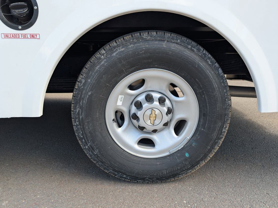 New 2024 Chevrolet Express 3500 w/ Power Convenience Package image 16