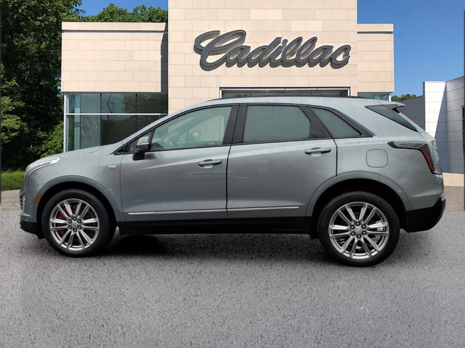 Certified 2023 Cadillac XT5 Sportv image 2